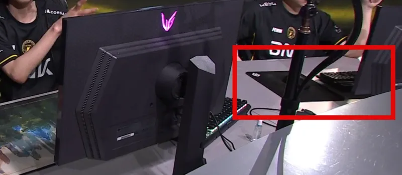 vicla mousepad keyboard.png